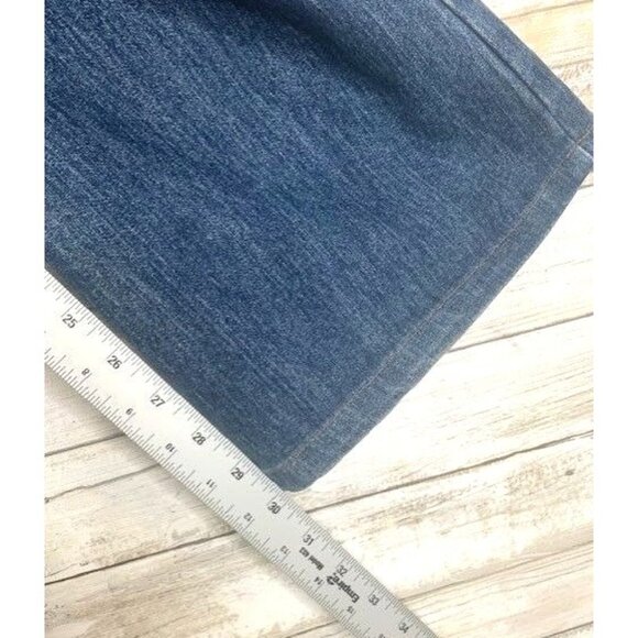 Cache Women's Bootcut Jeans Size 8 Blue Denim with Embroidered Floral Detail - Picture 8 of 8